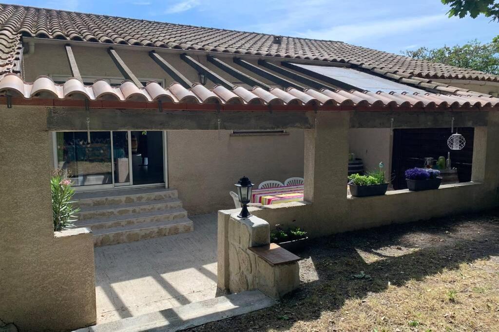 Maison Spacieuse Et Calme Pres De La Cite Villa Alairac Bagian luar foto