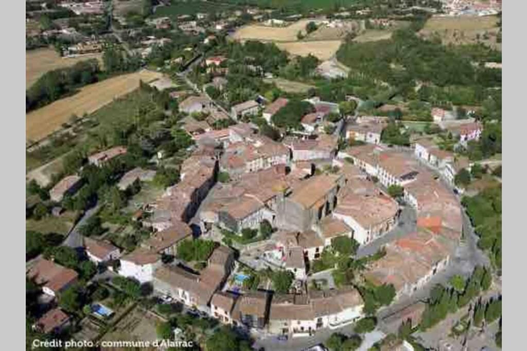 Maison Spacieuse Et Calme Pres De La Cite Villa Alairac Bagian luar foto